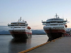 MS Nordkapp und MS Polarlys